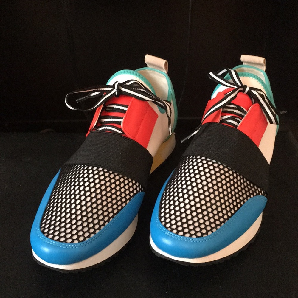 Steve Madden sneakers brand New
